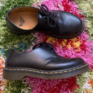 Dr. Marten 1461 3-Eye/Hole Shoes. Women’s 8.